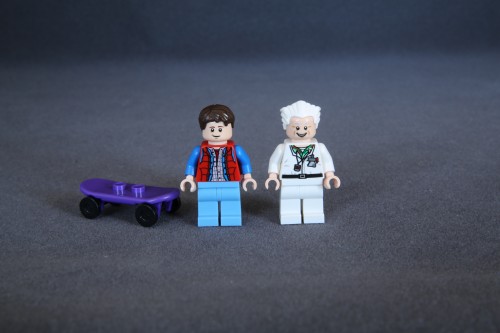 21103 Back To The Future Time Machine QO5C2630-500x333