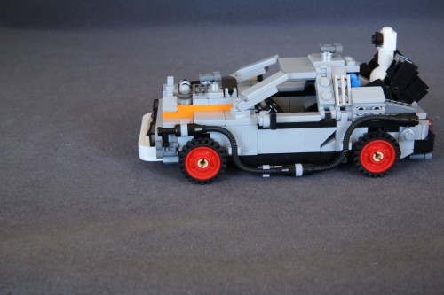 21103 Back To The Future Time Machine QO5C2659-500x333