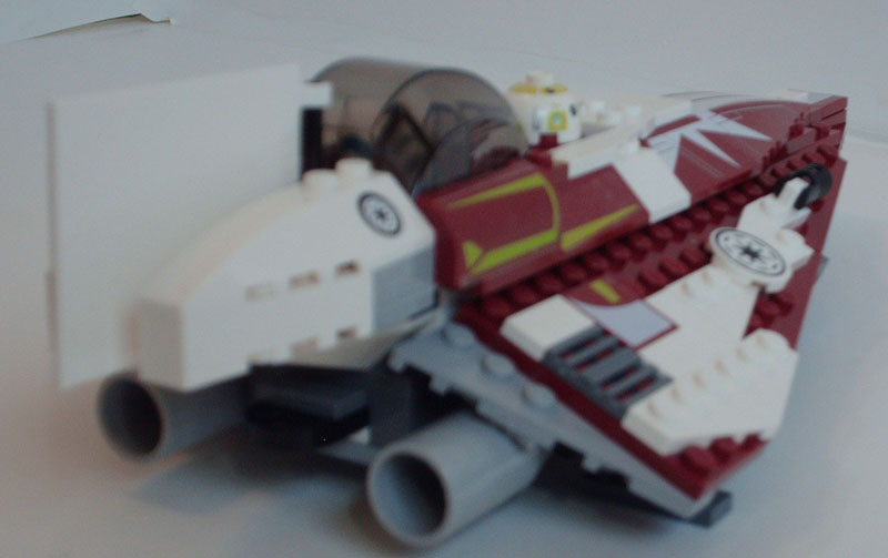 Review: 7751 Ahsoka’s Starfighter and Vulture Droid