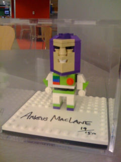 2010-toy-fair-cube-dude-signed-model