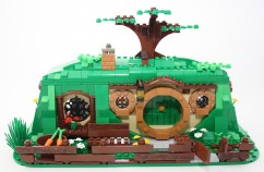 Bag End Door Closed