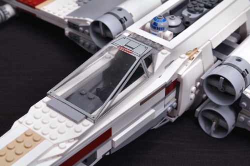Side By Side Review: 10240 Red Five X-wing and 7191 UCS X-wing Fighter - FBTB
