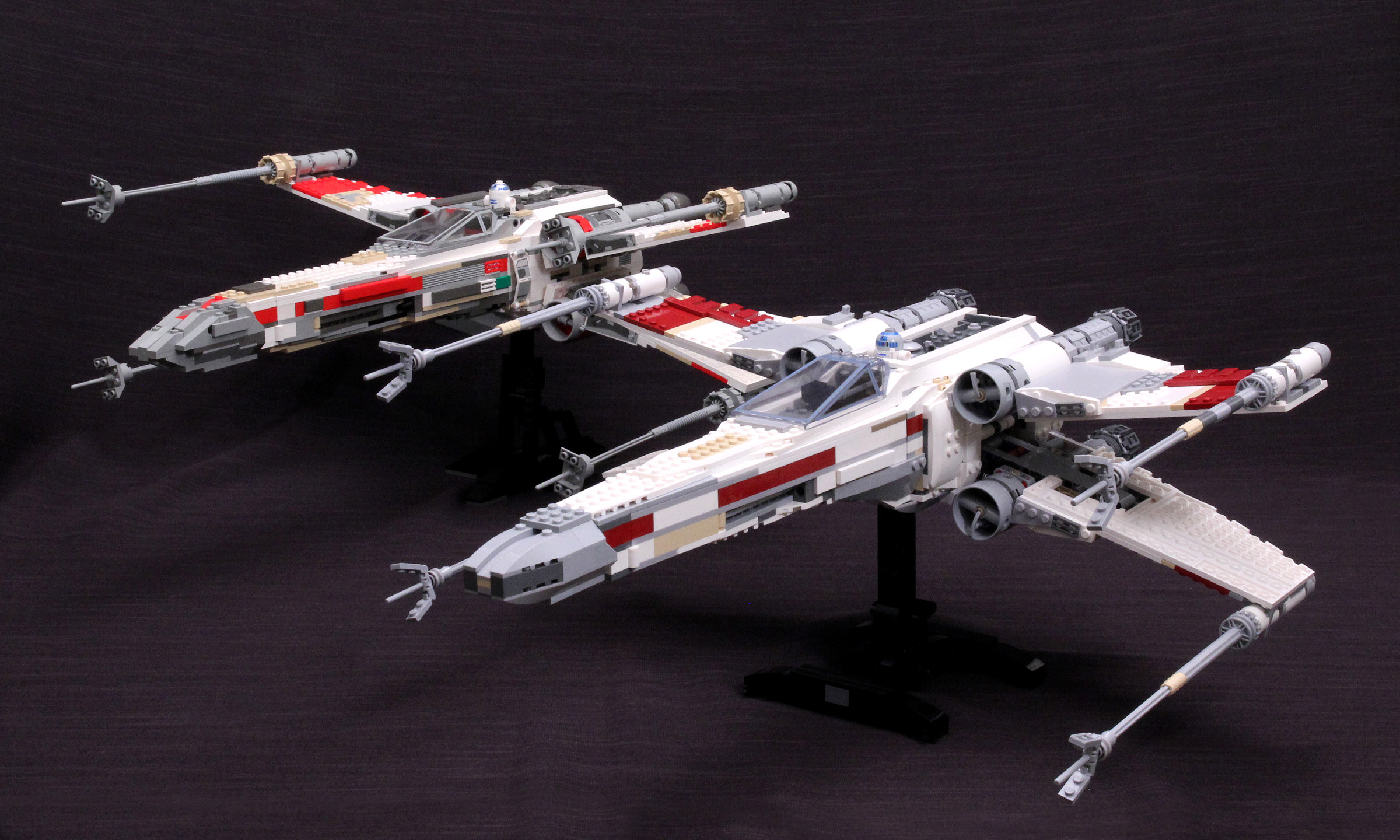 Konsultere Indsigt Bærecirkel Side By Side Review: 10240 Red Five X-wing Starfighter and 7191 UCS X-wing  Fighter - FBTB