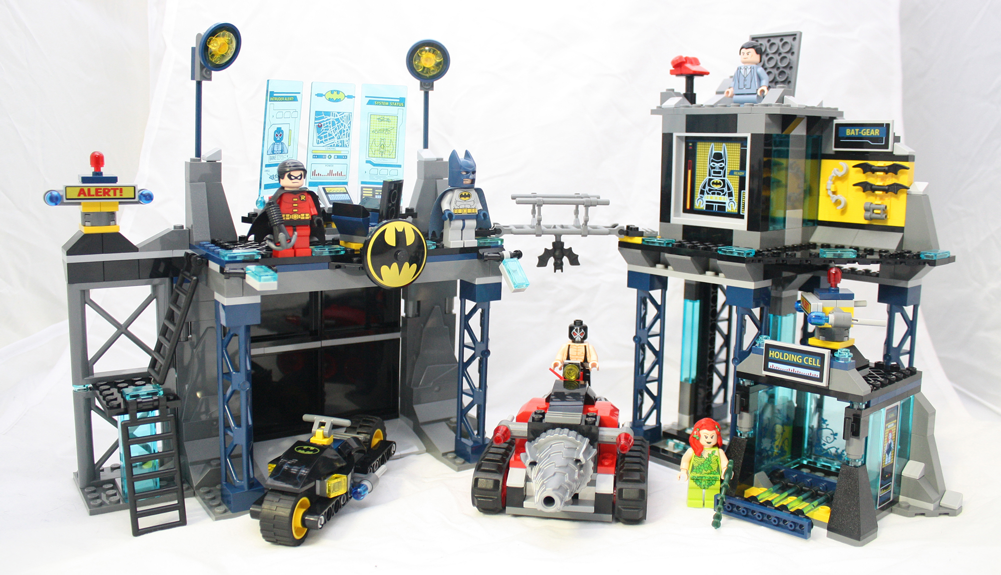 Review: 6860 The Batcave - FBTB