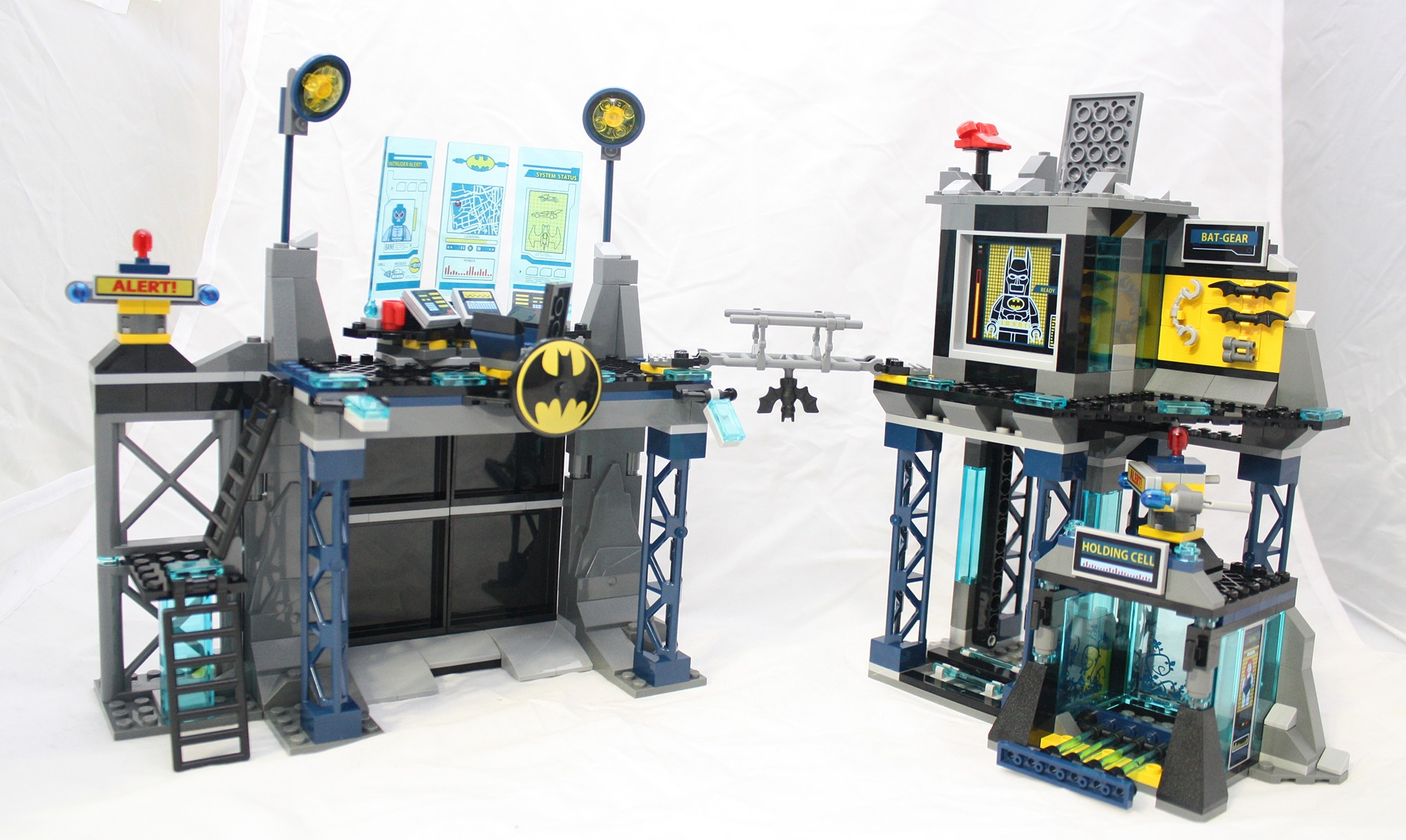  LEGO Super Heroes The Batcave 6860 : Toys & Games