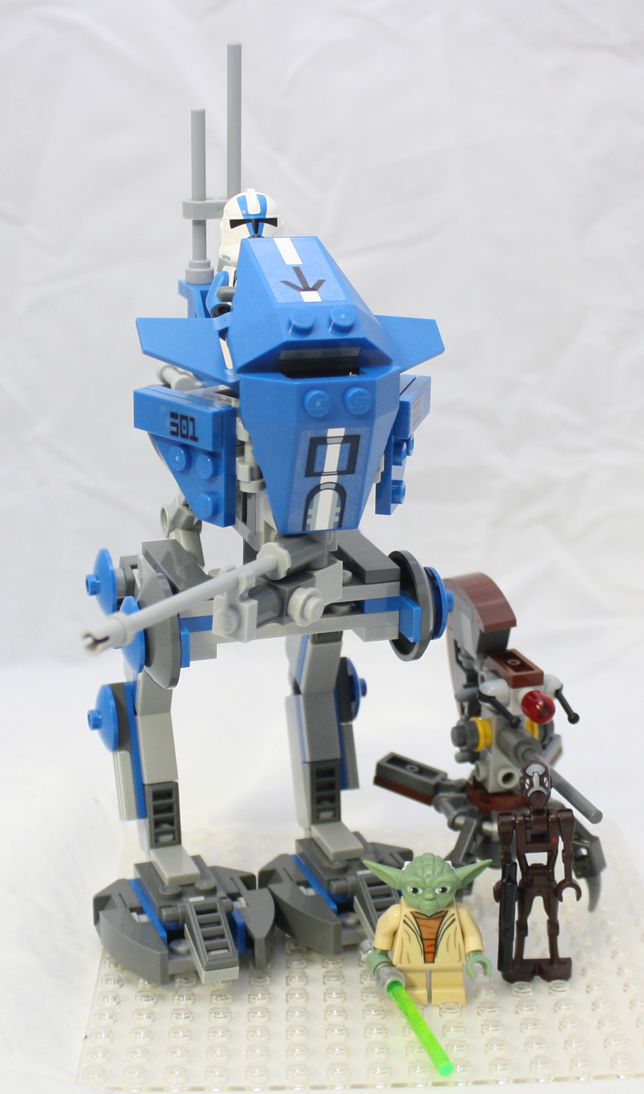 Review: 75002 AT-RT -