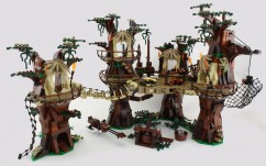 Playset – No Minifigures