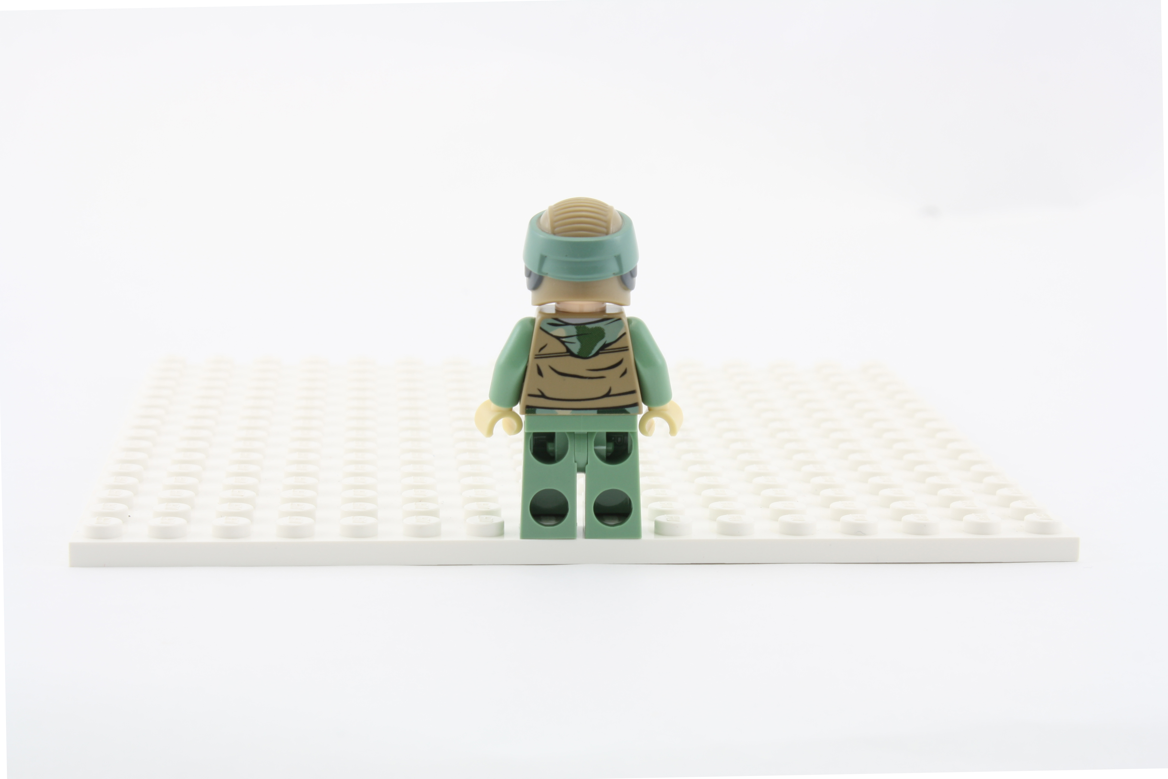 Rebel Commando – Back