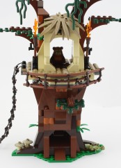 Smaller Tree – Wiket Up Top