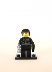 The LEGO Movie Minifigures – Scribble-Face Bad Cop 1
