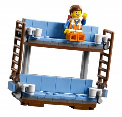 70810_Front_004_Couch