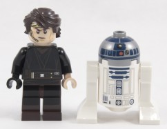75038 – Minifigs
