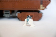 75059 Sandcrawler – R2-D2