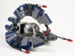 75044 – Tri-Fighter