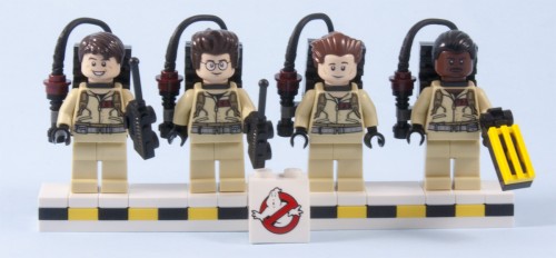 21108 - Minifigs on Stand