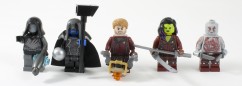 76021 – Minifigs