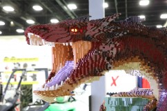 LEGO Smaug Statue 10