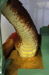 LEGO Smaug Statue 4