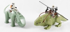 75052 – Hey Buddy, How Does Yours Walk