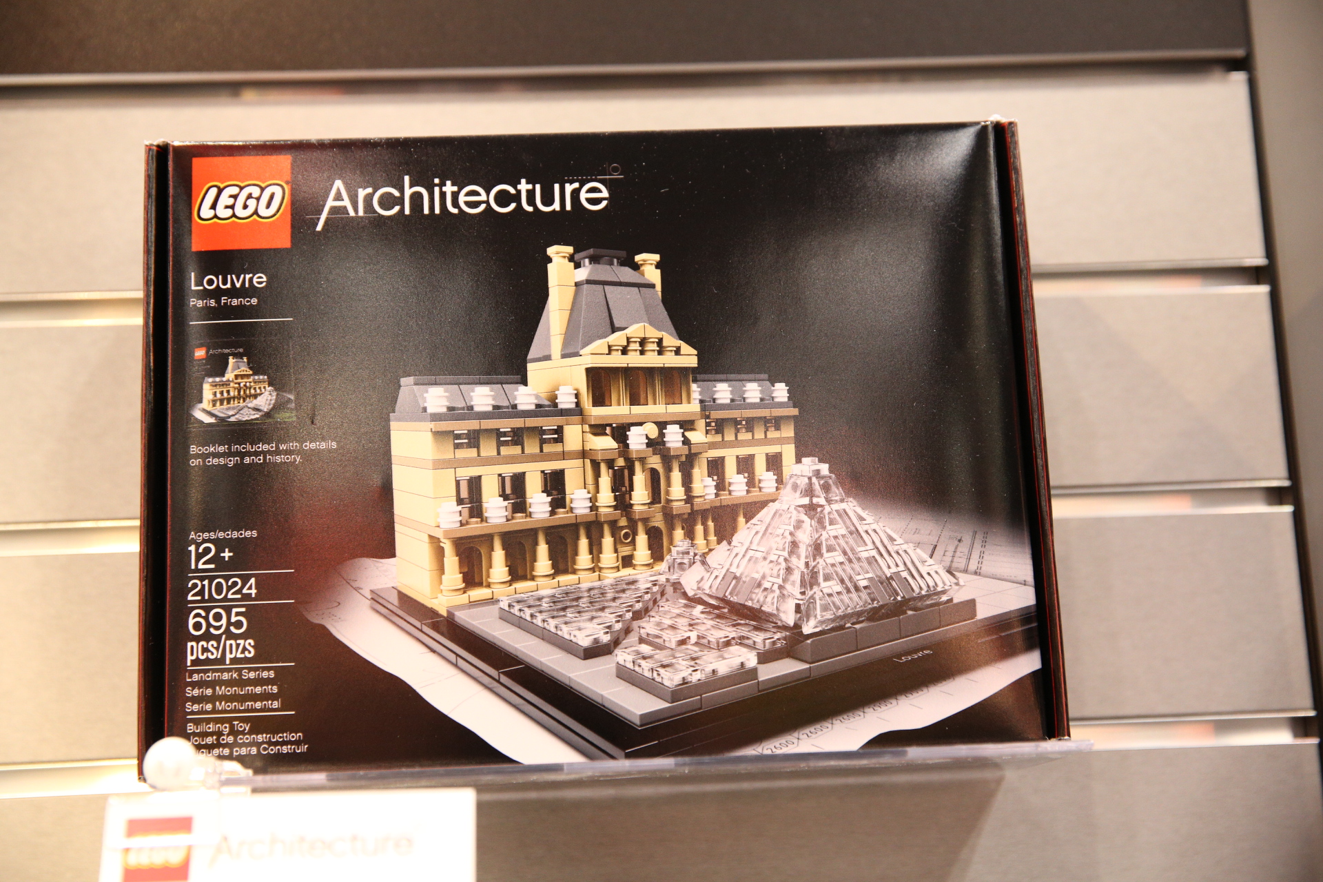 Fair Report LEGO Architecture: 21024 The -