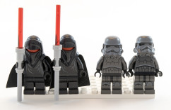 75079 – Minifigs