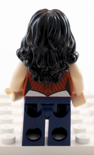 76026 - Wonder Woman Back