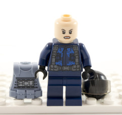 75918 ACU Trooper Helmet Off (Female)