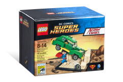 LEGO_SDCC_2015_Superman_Front