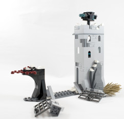 76041 Fortress Smashed