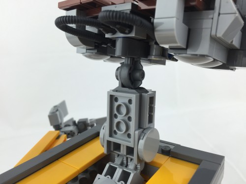 21303 WALL-E 16
