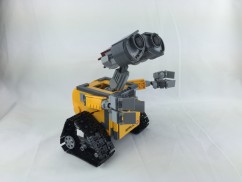 21303 WALL-E 20