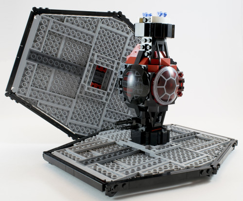 75101 TIE Fighter Panel Disconnected