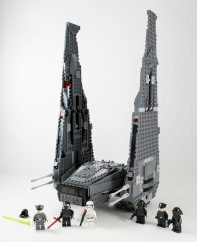 75104 Kylo Ren’s Command Shuttle Full Set