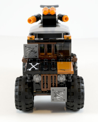 76050 Crossbones' Truck Front