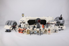75098 Assault on Hoth 1