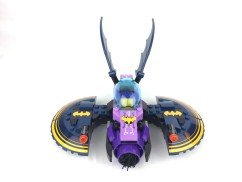 41230-batgirl-batjet-chase-10