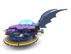 41230-batgirl-batjet-chase-11