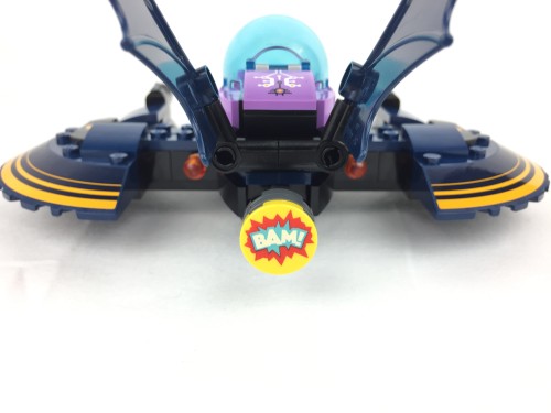 41230-batgirl-batjet-chase-14