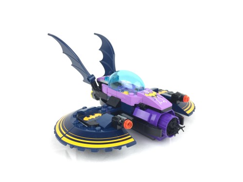 41230-batgirl-batjet-chase-9