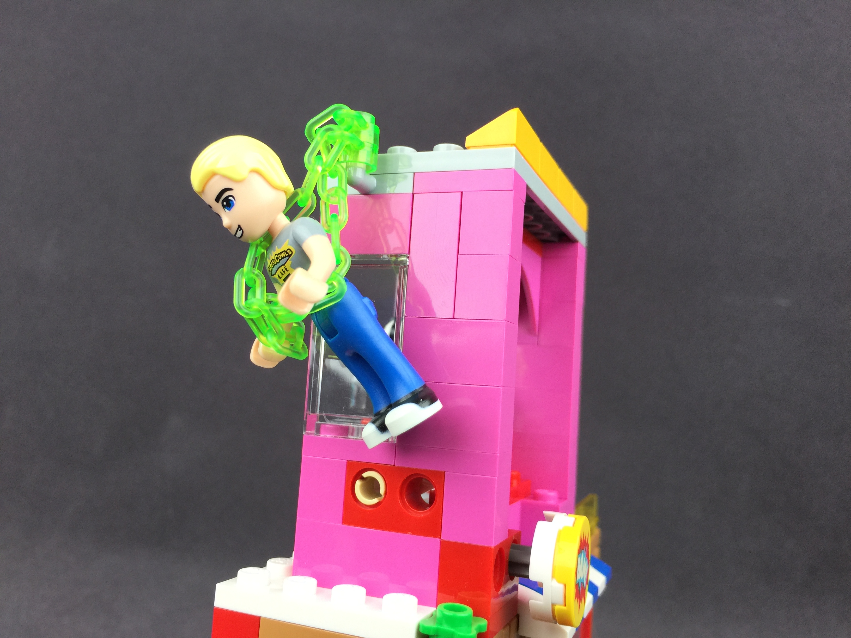 Review: 41231 Harley Quinn to the rescue