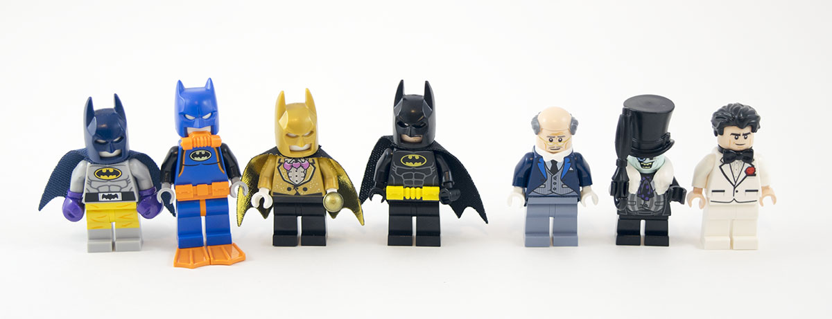 Lego Batman Movie DC 70909 BATCAVE BREAK-IN Penguin Bruce Wayne Suits  Alfred NEW