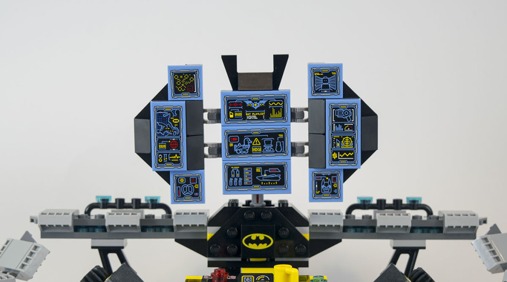Review: 70909 Batcave Break-in - FBTB