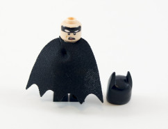 70909-batman-alt-face