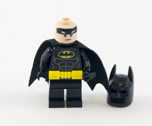 70909-batman-cowl-off