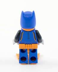 70909-scu-batsuit-back