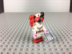 71017-nurse-harley-quinn-1