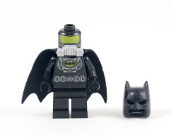 76054-batman-gas-mask