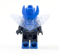 76054-blue-beetle-back