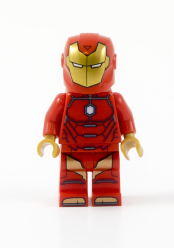 76077 Iron Man