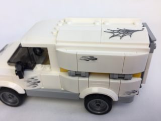 76083 Beware The Vulture Truck 7